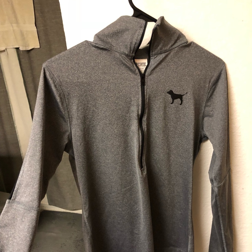 VS PINK ULTIMATE pullover